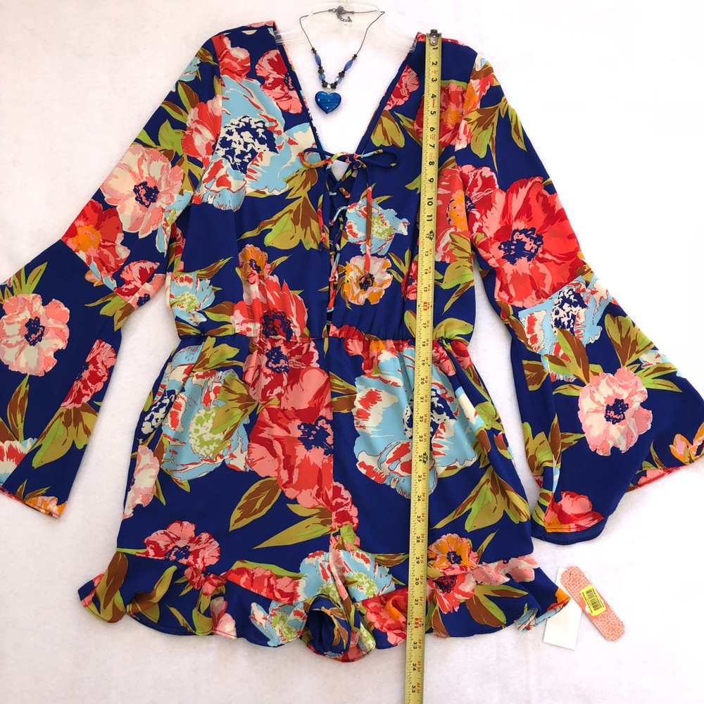 CB by Nordstroms Floral long-sleeve Romper in XL - Picture 7 of 8
